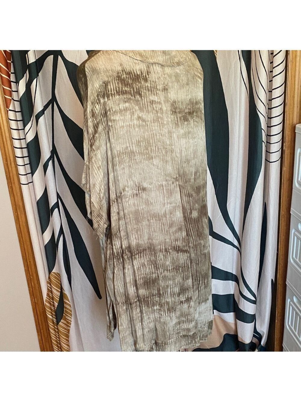 Umgee olive green Lace-Up Tunic Top - Picture 3 of 8